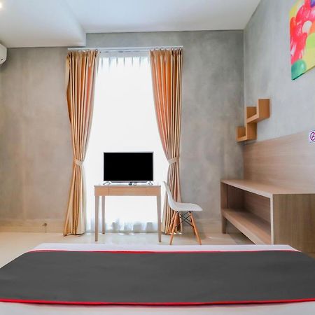 Super Oyo Collection O 31 The Batik Bed And Coffee Bandung Hotel Buitenkant foto