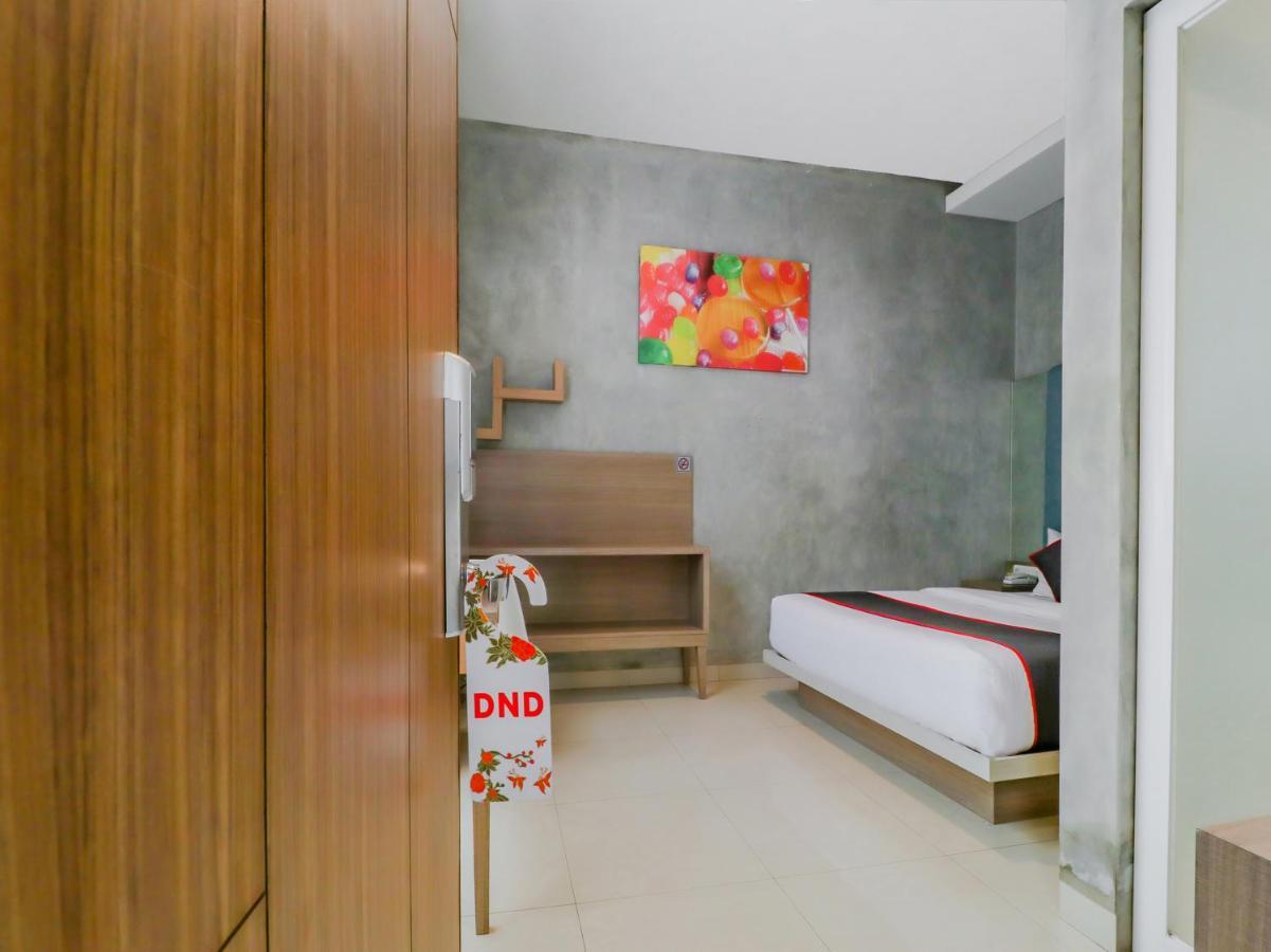 Super Oyo Collection O 31 The Batik Bed And Coffee Bandung Hotel Buitenkant foto