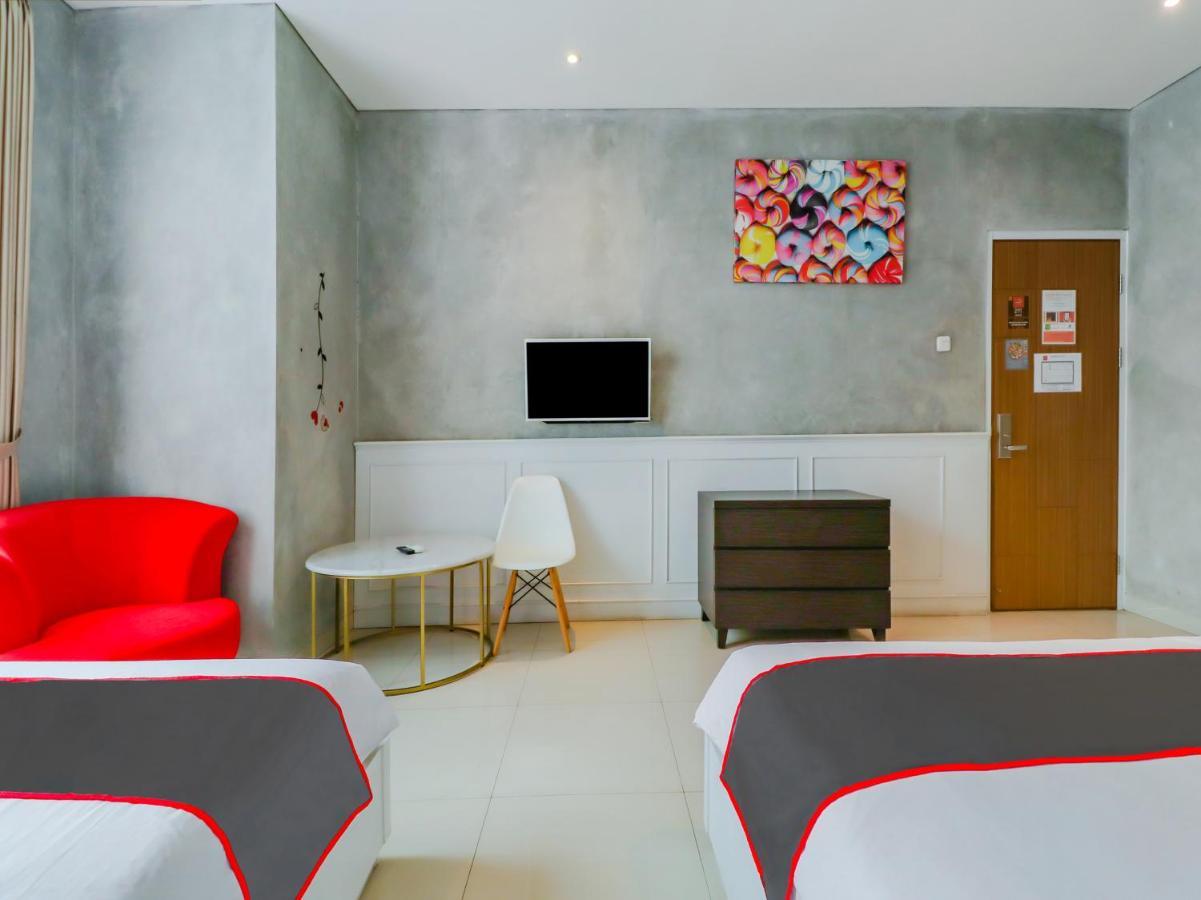 Super Oyo Collection O 31 The Batik Bed And Coffee Bandung Hotel Buitenkant foto