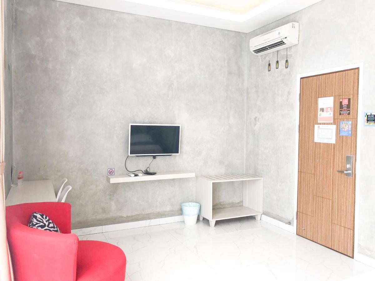 Super Oyo Collection O 31 The Batik Bed And Coffee Bandung Hotel Buitenkant foto